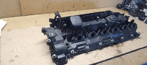 Pokrywa zaworów dekiel silnika BMW 3 E91 3.0D 7789395 2247444 4