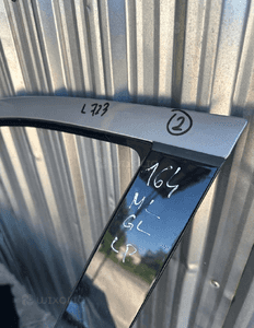 MERCEDES GL ML 164 drzwi prawe lewe przód listwa chrom zamek lakier 775  723 20