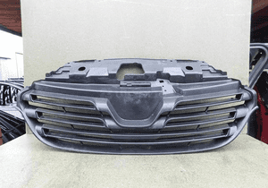 Atrapa grill gril renault trafic iii 1