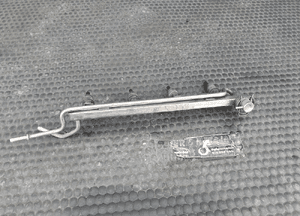 Listwa 06A133317E 06A133035 06A906031D Wtryskowa Wtryski Regulator Cisnienia Paliwa 1.8 20V VW Golf IV 4 Seat Leon I 1 Audi A3 8L Skoda 3