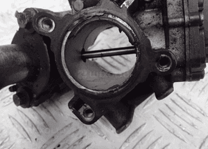 Zawór egr master iii 2.3 dci 147105543R 2