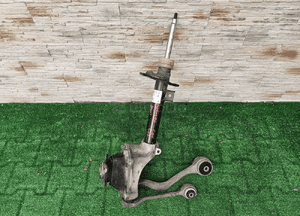 ZWROTNICA LEWA WAHACZ AMORTYZATOR X3 X4 6882595 1