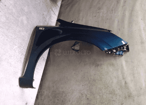 Błotnik PRAWY PRZEDNI PRZOD Z21U OPEL ZAFIRA B 3