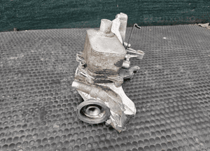 Podstawa 06H903143H 06J117021J Filtra Oleju Chlodniczka Lapa Wspornik Alternatora 1.8 2.0 TFSI AUDI A4 B8 A5 A3 VW 10