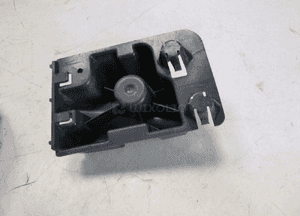 JAGUAR XJ X351 ŚLIZG MOCOWANIE ZDERZAKA TYŁ L / P 4