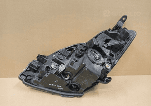 Lampa prawa prawy reflektor toyota yaris iii 3 led lift 17-20 2