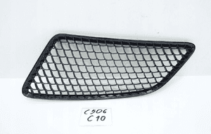 Kratka błotnika prawy przód mercedes amg W190 1