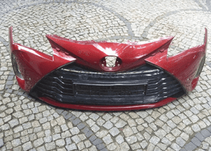 Toyota yaris iii lift 2015 zderzak tylny pdc 6