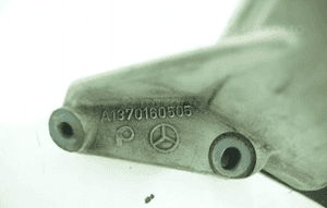 Pokrywa zaworow A1370160505 mercedes 6.0 137.970 CL600 W215 S600 W220 3