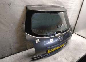 Klapa tył tylna bagażnika toyota auris i 1 1G3 szary grafitowy 2