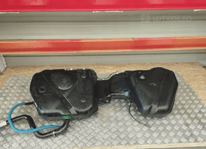 Bmw E90 E91 E92 zbiornik bak paliwa diesel pompa paliwa pod webasto 12