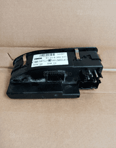 Przełącznik panel sterowania szyb BMW E39 8380643 3
