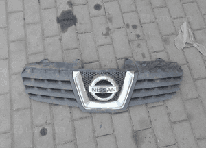 Grill atrapa nissan qashqai J10 nr 62310-JD00B 1