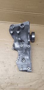 Podstawa łapa alternatora Audi A4 B6 1.6 06B903143L 1