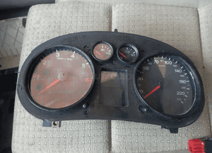 Audi A2 zegar licznik 1.4 16V 8Z0920900 G 5