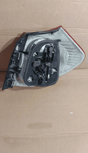 Lampa lewa tył tylna bmw E81 E87 przed lift 3