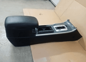 Tunel środkowy podłokietnik ładny automat Mazda 6 Lift 4
