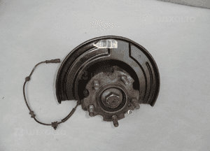 ZWROTNICA PIASTA LEWA SSANGYONG KYRON 2WD ABS KPL 1