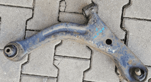 Ford Maverick 00-06 wahacz przod prawy 2