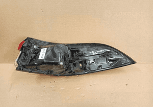 Lampa lewa tylna lewy tył toyota corolla E21 sedan 19- 2