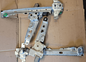Peugeot 3008 5008 podnośnik mechanizm szyby przód przedni lewy 9682808980 1