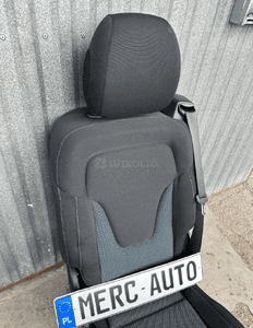 Mercedes 447 Vito EQV Metris fotel dopinany do trójki comfort koziołek  v klasA 6
