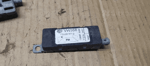 Wzmacniacz anteny moduł VW Touran 1T0035577Q 1