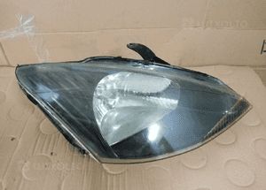 Lampa Prawy Przod Ford focus mk1 I Ciemna 1