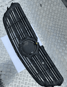 MERCEDES 447 V klasa grill atrapa distronic pod radar  oryginał 4