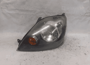 Przod przednia lampa lewa ford fiesta MK6 1