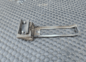 Zawias Zawiasy Maski 9017500351 9017500451 Ogranicznik Drzwi Tyl Mercedes Sprinter 901 903 95-06r VW LT 33