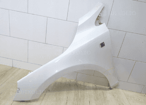 Błotnik lewy przód volvo V40 1