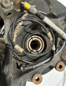 BMW 3 F30 / F31 Zwrotnica piasta tył Lewa - 16233 2