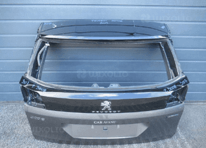 Klapa bagażnika tylna tył peugeot 3008 ii 2016- 28