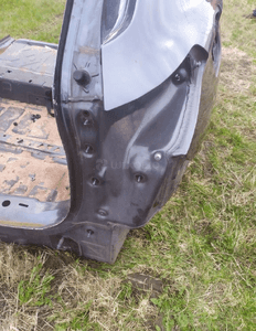 Bmw X1 F48 prawy tylny błotnik ćwiartka prawa tył słupek b próg 6