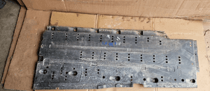 Osłona płyta podwozia prawa Audi A4 B6 8E0825208B 1