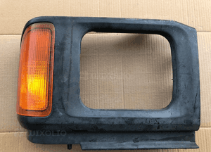 Ramka okular lampy prawy migacz Land Rover Discovery 1 I 200Tdi 1989-1994 1