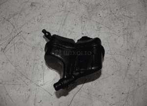 BMW 3 G20 G21 330e ZBIORNICZEK WYRÓWNAWCZAY PŁYNU 8610653 4