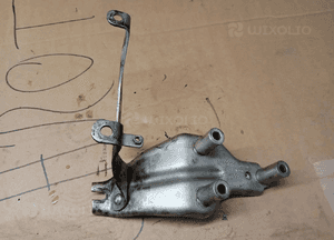 Łapa mocowanie turbiny Mercedes E-Klasa W213 2.0 CDI A6540960045 1