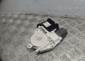 Podnosnik mechanizm szyby prawy przod audi A3 8P 3