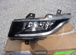 Iveco stralis s-way lampa przednia lewa led 1