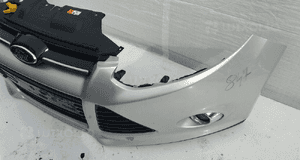 Zderzak przód przedni ford focus MK3 kompletny 3