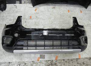 Volvo XC40 bez dziur z wzmocnieniami wewnętrznymi zderzak przedni przód 1