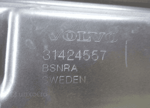 Maska pokrywa silnika volvo XC60 2 ii 10