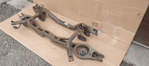 Wózek sanki belka tył Seat Leon II 1K0505315BM 4