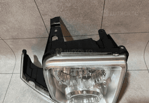 Jeep commander xk xh lampa prawa oryginał uk bdb 6