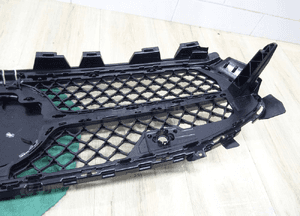Mercedes CLA W118 Lift 21- Grill Atrapa Nowy 9