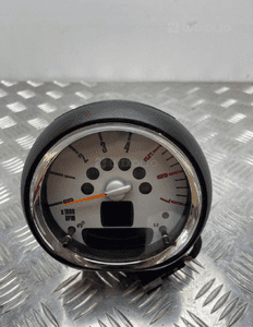 MINI R55 LICZNIK ZEGAR BENZYNA 9160223 2