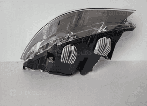 BMW 5 F10 F11 Lampa przednina Xenon Prawy - 12626 4
