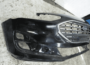 Ford focus MK4 lift z grilem idealny zderzak przedni 2